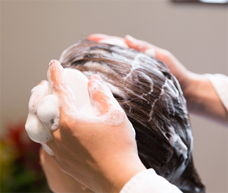 次世代のヘアケアシステムのシャンプー写真